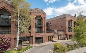 Park Plaza Resort, Ascend Hotel Collection